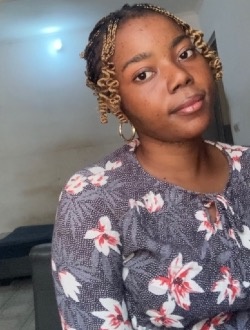 Profil de Rebecca, une femme célibataire de 22 ans à Brazzaville