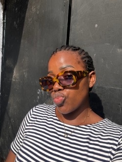 Profil de Leocadie Mathy, une femme célibataire de 25 ans à Douala