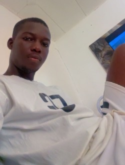 Profil de Abdoul Aziz, un homme célibataire de 27 ans à Bouaké