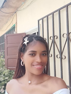 Profil de Melissa, une femme célibataire de 30 ans à Libreville