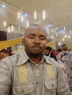 Profil de Josias, un homme célibataire de 40 ans à Goma