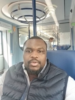 Profil de Virgile L., un homme célibataire de 41 ans à Yaoundé