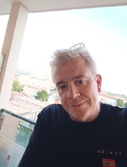 profile picture 0