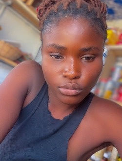 Profil de Sophie, une femme célibataire de 26 ans à Lomé