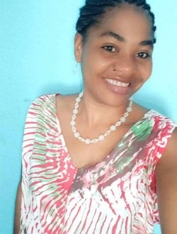 Profil de Marie, une femme célibataire de 36 ans à Abala