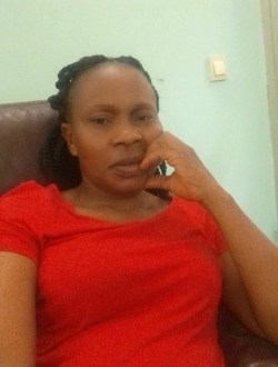 Profil de Lyzie, une femme célibataire de 40 ans à Yaoundé
