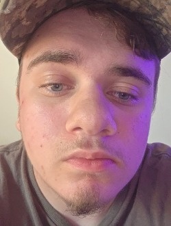 Profil de Leland, un homme célibataire de 22 ans à Steubenville