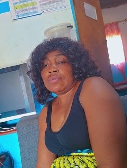 Profil de Neddie France, une femme célibataire de 48 ans à Yaoundé