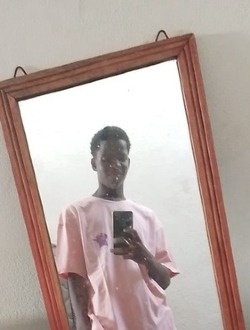 Profil de David, un homme célibataire de 19 ans à Yopougon-Kouté