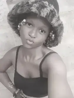 Profil de Bernice, une femme célibataire de 24 ans à Lomé