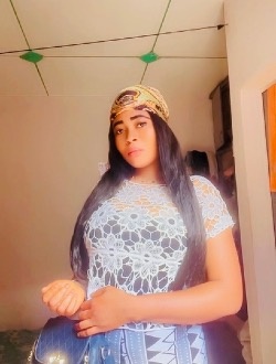 Profil de Christelle, une femme célibataire de 28 ans à Bouaké