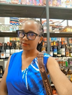 Profil de Ornica, une femme célibataire de 34 ans à Andapahely