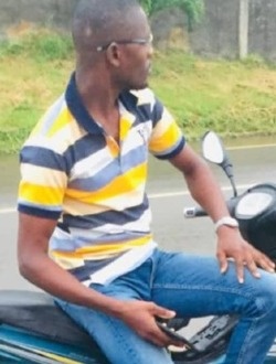 Profil de Benjamin, un homme célibataire de 33 ans à Bonoua