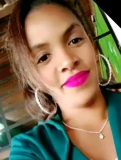 Profil de Léonseo Fabiola, une femme célibataire de 27 ans à Toamasina