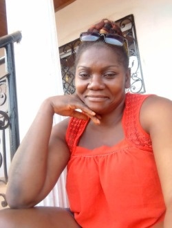 Profil de Christine, une femme célibataire de 51 ans à Yaoundé
