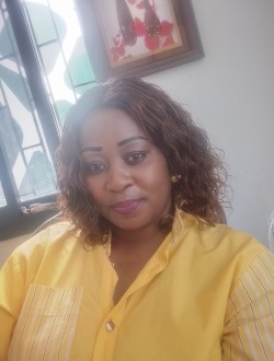 Profil de Momo, une femme célibataire de 42 ans à Yaoundé