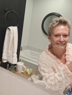 Profil de Thee, une femme célibataire de 67 ans à Québec