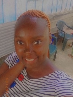 Profil de Delphine, une femme célibataire de 28 ans à Libreville