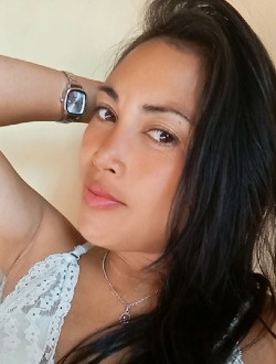 Profil de Adélaïde, une femme célibataire de 37 ans à 1ER Arrondissement