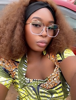 Profil de Tony, une femme célibataire de 26 ans à Yaoundé