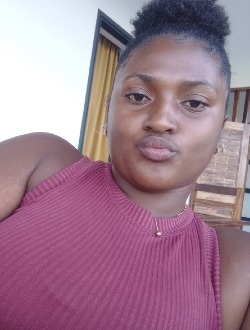Profil de Prisca, une femme célibataire de 22 ans à Nosy-Be
