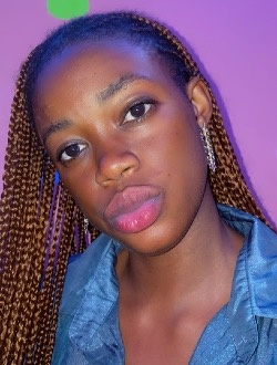 Profil de Laure, une femme célibataire de 29 ans à Yaoundé