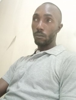 Profil de Nono, un homme célibataire de 39 ans à Abattoirs
