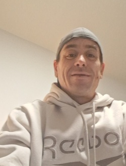 Profil de Pierre-Luc, un homme célibataire de 44 ans à Gatineau