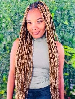 Profil de Angelina, une femme célibataire de 25 ans à Toamasina