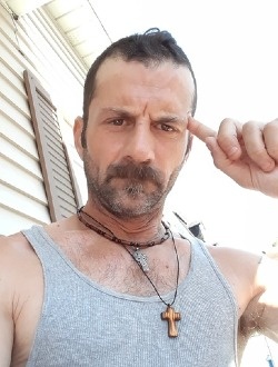 Profil de Carl, un homme célibataire de 45 ans à Montmagny
