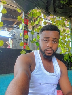 Profil de Francky, un homme célibataire de 35 ans à Douala