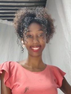 Profil de Olivia, une femme célibataire de 24 ans à Toamasina