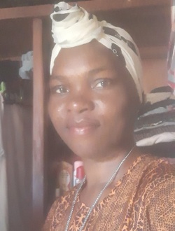 Profil de Jeanne, une femme célibataire de 27 ans à Abang II