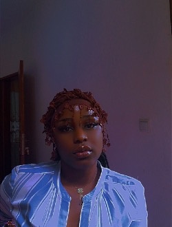 Profil de Yvonne, une femme célibataire de 32 ans à Yaoundé