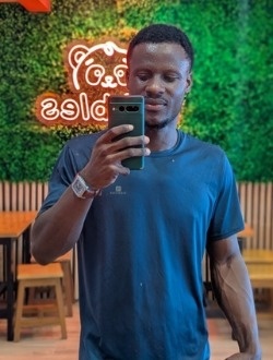 Profil de Loys, un homme célibataire de 27 ans à Douala