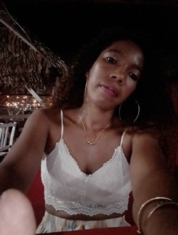 Profil de Brunella, une femme célibataire de 36 ans à Antalaha