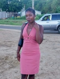 Profil de Lartine, une femme célibataire de 29 ans à Sambava