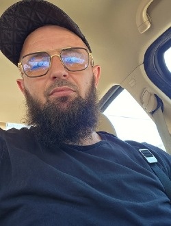 Profil de Rahim, un homme célibataire de 43 ans à Brest