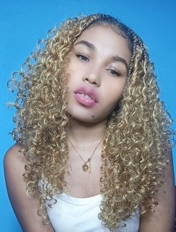 Profil de Misha, une femme célibataire de 29 ans à Toamasina