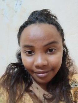 Profil de Jess, une femme célibataire de 31 ans à Akinganio