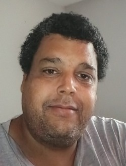 Profil de Kenny, un homme célibataire de 45 ans à Montréal-Est