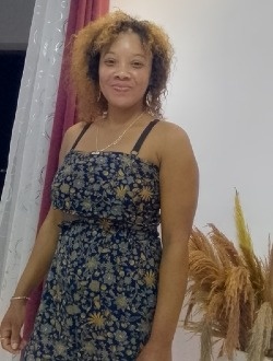 Profil de Eliane, une femme célibataire de 40 ans à Toamasina