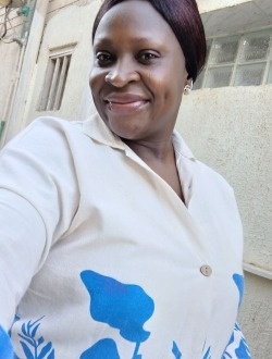 Profil de Elena, une femme célibataire de 41 ans à Abbeville-Saint-Lucien