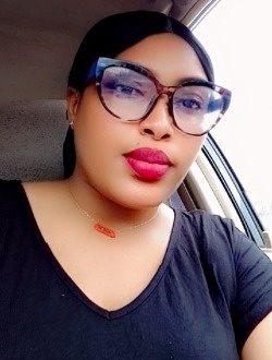 Profil de Tania, une femme célibataire de 35 ans à Abidjan