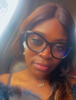 Profil de Gladys, une femme célibataire de 33 ans à Abembé II