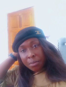 Profil de Aurélie, une femme célibataire de 34 ans à Petit Abidjan-Youkou