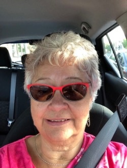 Profil de Marie, une femme célibataire de 66 ans à Terrebonne