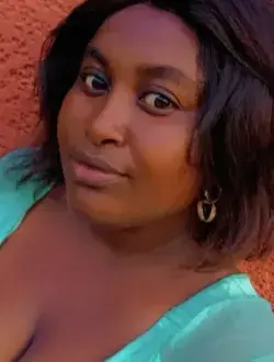 Profil de Ronelvie, une femme célibataire de 31 ans à Parigny