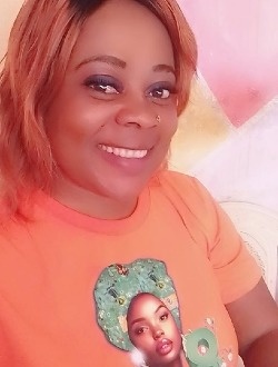 Profil de Linda, une femme célibataire de 35 ans à Yaoundé