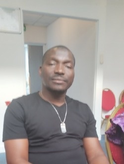 Profil de Madou, un homme célibataire de 35 ans à Paris-l'Hôpital